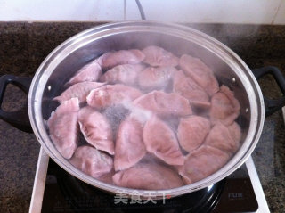 紫薯面三鲜饺子的做法步骤：8