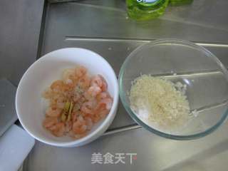 【芦笋虾仁粥】来碗清淡鲜甜的粥的做法步骤：2