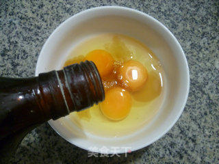 苦瓜虾皮炒鸡蛋的做法步骤：4