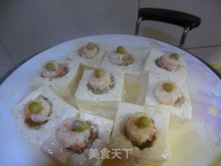 白玉镶珠——豆腐酿虾仁花样做的做法步骤：10