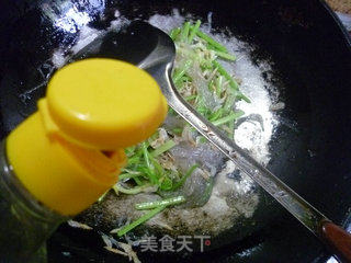 虾皮粉丝炒芹菜的做法步骤：7
