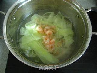 九月青（苏联）黄瓜虾仁汤的做法步骤：6