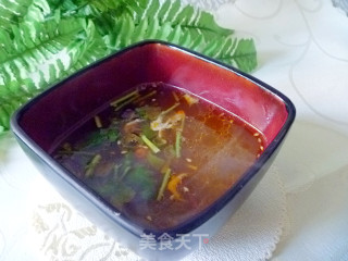 【冬季暖胃营养早餐】酸辣汤素饺子的做法步骤：13