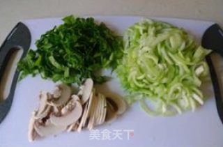 油菜虾皮疙瘩汤的做法步骤：3