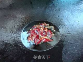 补钙家常菜——韭菜炒虾皮的做法步骤：5