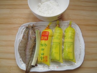 虾仁日本豆腐的做法步骤：1