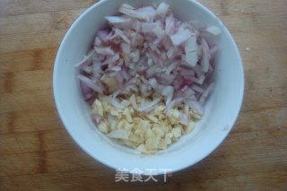 【豆豉香菇酱】（舍得放料才好吃）的做法步骤：3