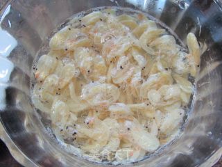 野葱虾皮炒豆干的做法步骤：7