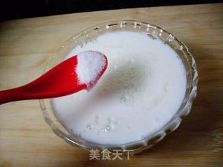 虾仁炒鲜奶的做法步骤：6