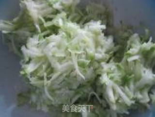 西葫芦鸡蛋虾皮蒸饺的做法步骤：5