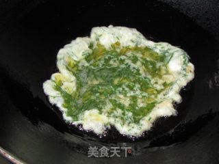 野葱虾皮炒蛋的做法步骤：9