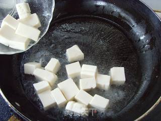 孕产食谱：海带虾仁烩豆腐的做法步骤：5