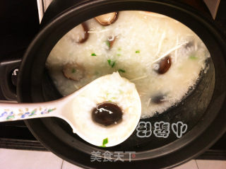 茭白虾仁香菇粥的做法步骤：7