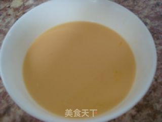 鲜香多汁——虾仁韭菜盒子的做法步骤：4