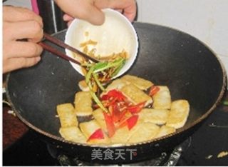 虾仁烧豆腐的做法步骤：7