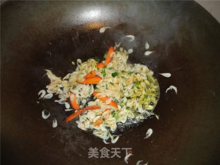 虾皮炒青椒的做法步骤：6