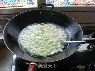 西葫芦枸杞汤的做法步骤：3