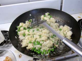 虾仁青豆蛋炒饭的做法步骤：11