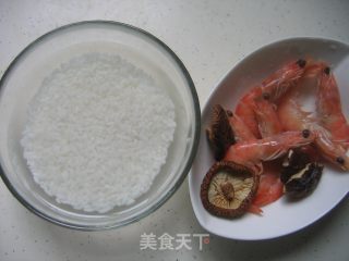 【粤菜】香菇虾球粥的做法步骤：1