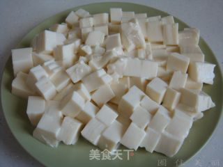 “蟹黄”豆腐的做法步骤：4