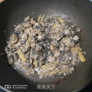 蚝珠虾皮拌意粉的做法步骤：5