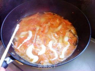 冬至暖身早餐——番茄虾仁面鱼汤的做法步骤：11