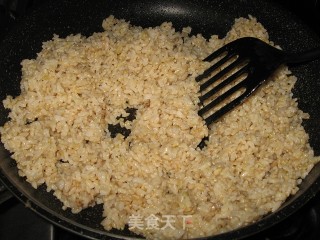 杂锦炒糙米饭的做法步骤：9