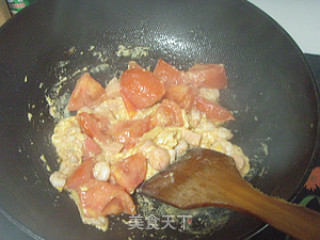 番茄滑蛋虾的做法步骤：7