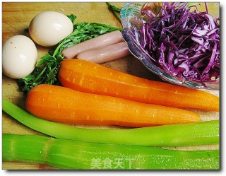 主食：胡萝卜面+莴笋面的做法步骤：1