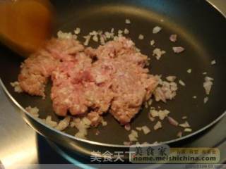 石锅饭的做法步骤：2