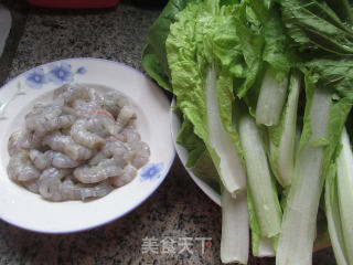 小白菜虾肉馅饺子的做法步骤：2
