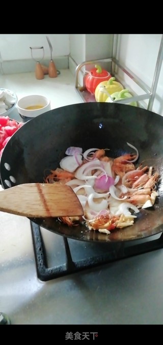 虾仁豆腐锅的做法步骤：4