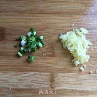 豌豆炒虾仁的做法步骤：4