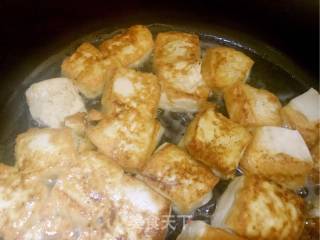 虾仁螃蟹焖豆腐的做法步骤：2