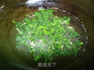 荠菜虾仁烩豆腐的做法步骤：5