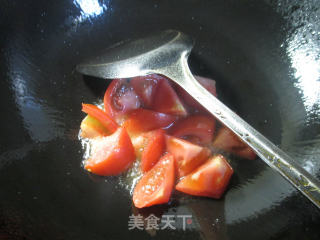 鸡蛋番茄虾仁汤的做法步骤：4