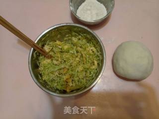 角瓜鸡蛋虾皮饺的做法步骤：3