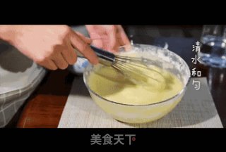 美味虾仁鸡蛋卷的做法步骤：4