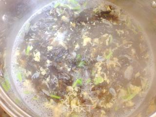 【紫菜蛋花汤】--简单不失美味快速汤的做法步骤：5