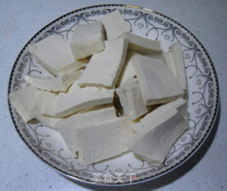 白菜炖豆腐的做法步骤：2