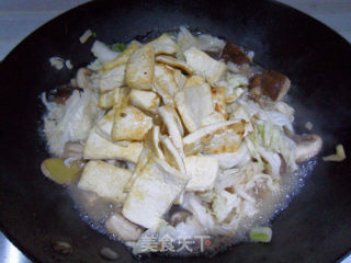 白菜炖豆腐的做法步骤：11