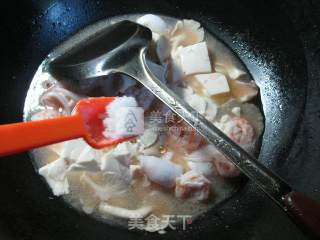 海鲜秀珍菇豆腐的做法步骤：7