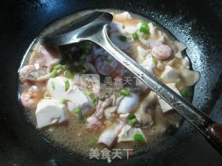 海鲜秀珍菇豆腐的做法步骤：9