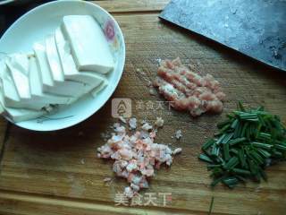 虾仁肉末豆腐的做法步骤：1