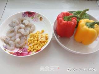 彩椒玉米炒虾仁的做法步骤：1