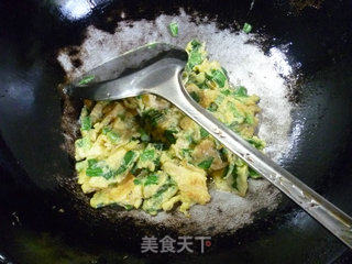 韭菜虾皮炒鸡蛋的做法步骤：7