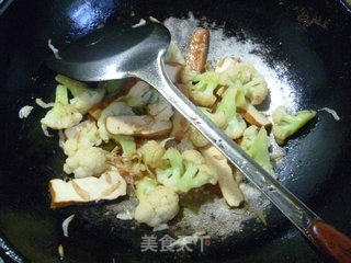 虾皮香干炒花菜的做法步骤：13