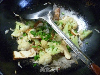 虾皮香干炒花菜的做法步骤：14