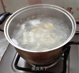 杏鲍菇鲜肉虾仁水饺的做法步骤：15
