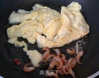 秋葵虾仁味噌蛋炒饭的做法步骤：4
